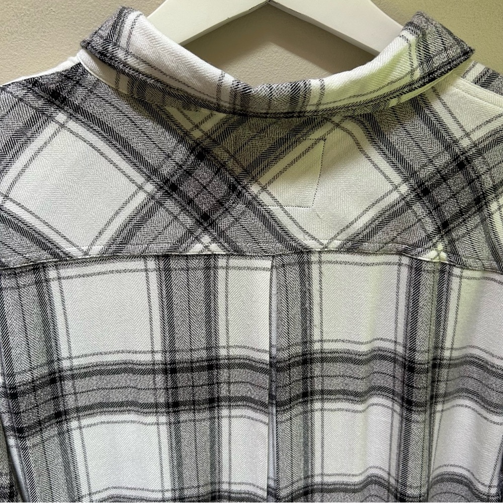 Rails ~ Ivory Gray Hunter Plaid Button Front Long… - image 8